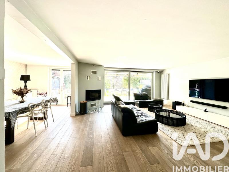 Maison - 127 m² - 5 pièces