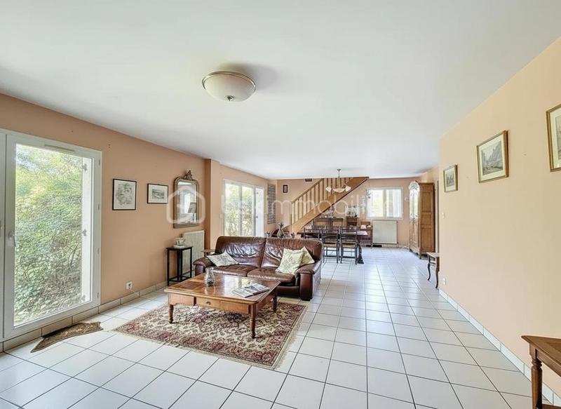 Maison - 143 m² - 7 pièces