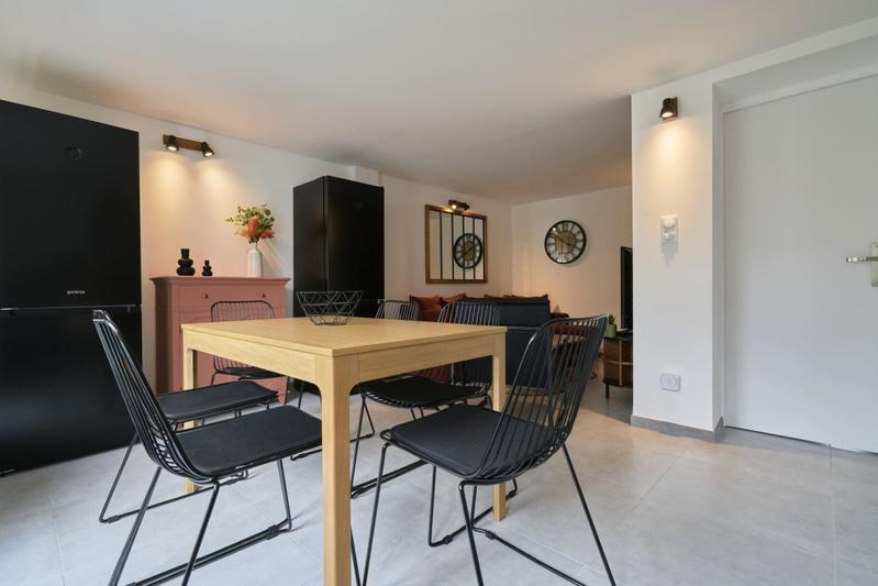 Maison - 94 m² - 6 pièces
