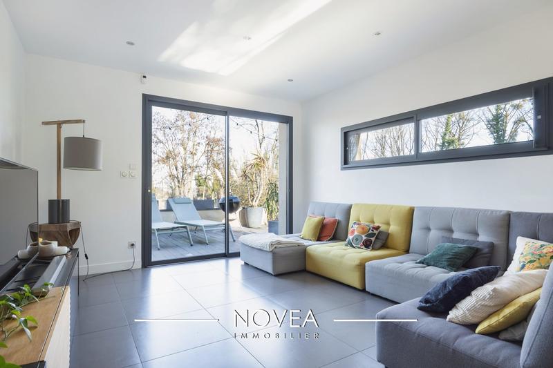 Maison contemporaine - 130 m² - 4 pièces