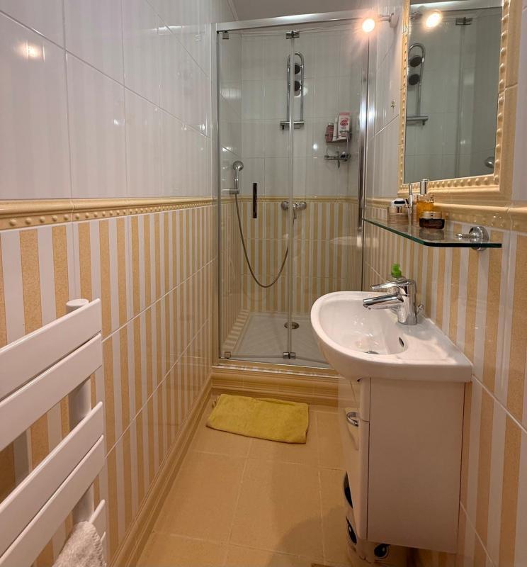 Pavillon - 125 m² - 7 pièces