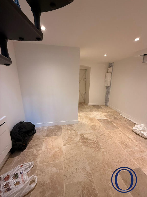 Local commercial - 77 m²