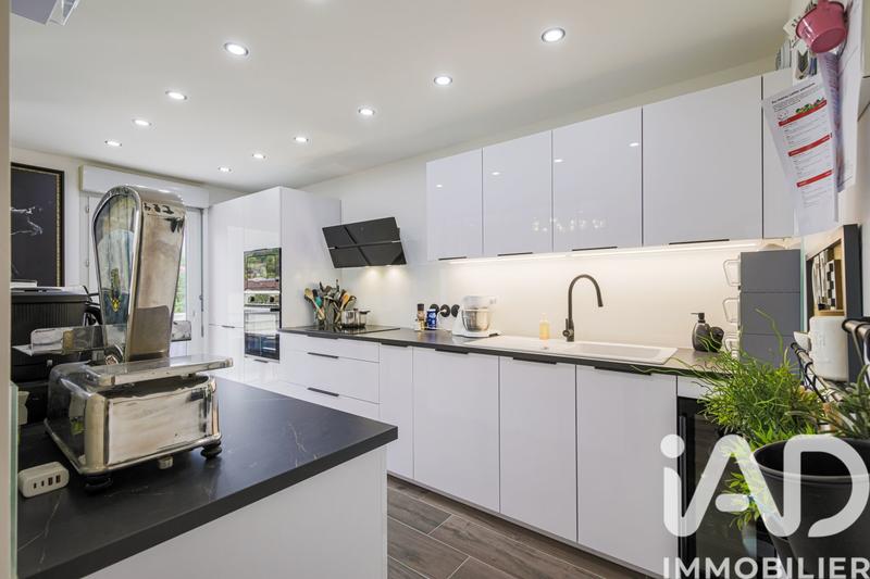 Duplex - 92 m² - 4 pièces