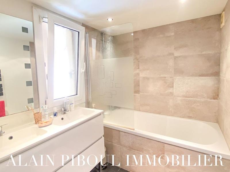 Maison traditionnelle - 64 m² - 3 pièces