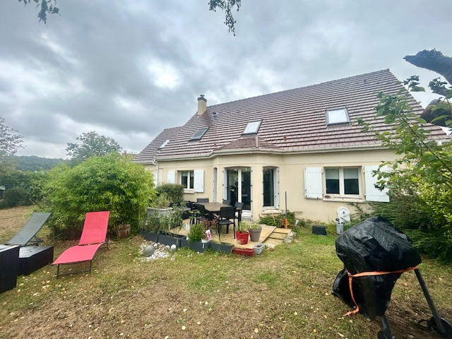 Maison - 172 m² - 7 pièces