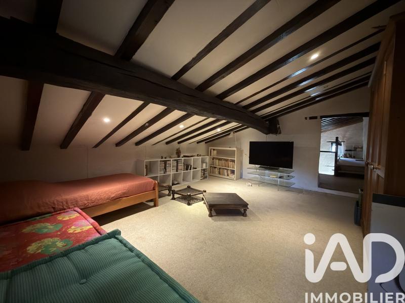 Maison - 180 m² - 5 pièces