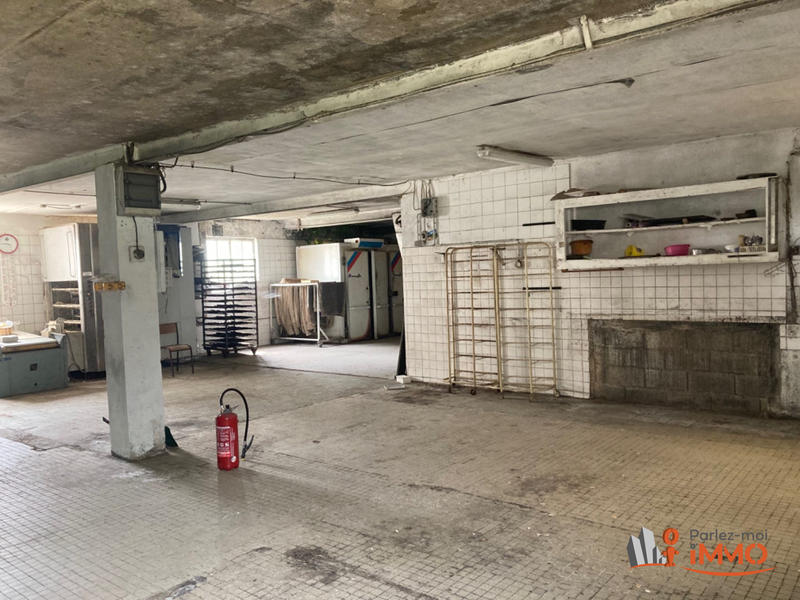 Maison - 163 m² - 8 pièces