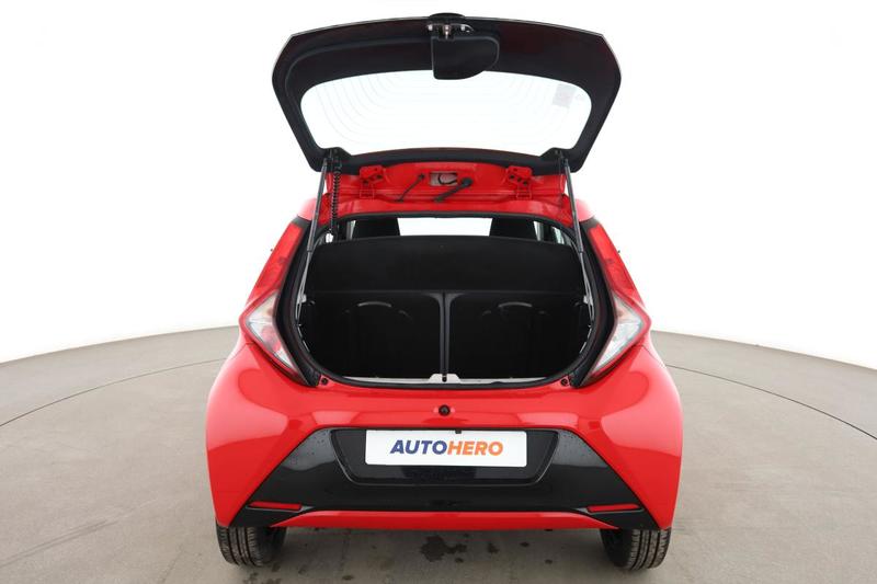 Toyota Aygo 1.0 Vvt-i X-Play X-Shift 5p 72 ch