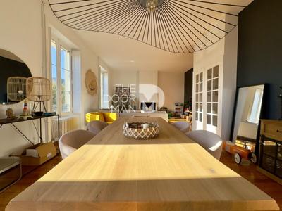 Appartement - 117 m² - 4 pièces