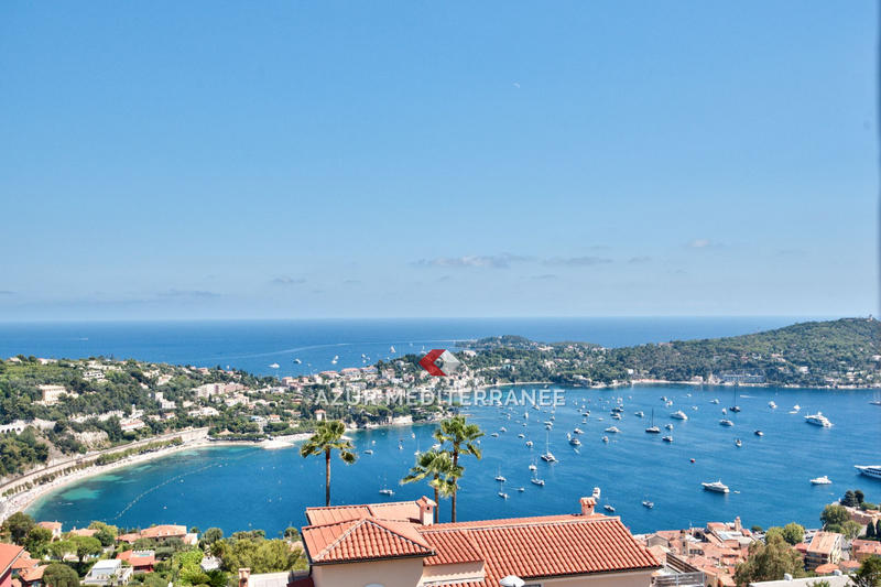 Villa - 240 m² - 6 pièces