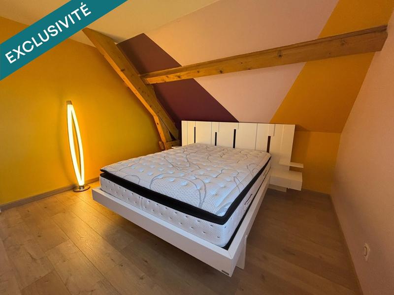 Maison - 222 m² - 8 pièces