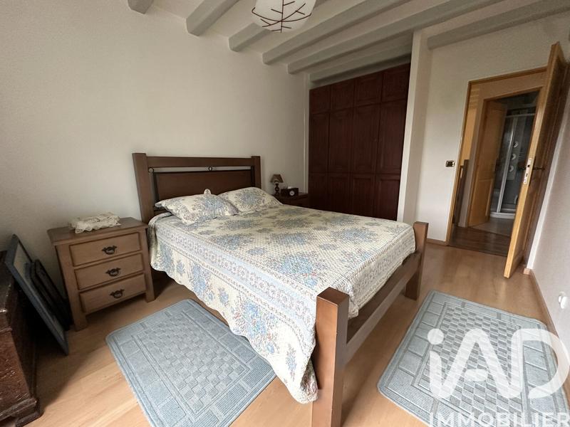 Maison - 177 m² - 6 pièces