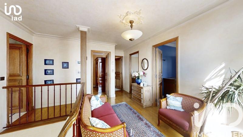 Maison - 156 m² - 7 pièces