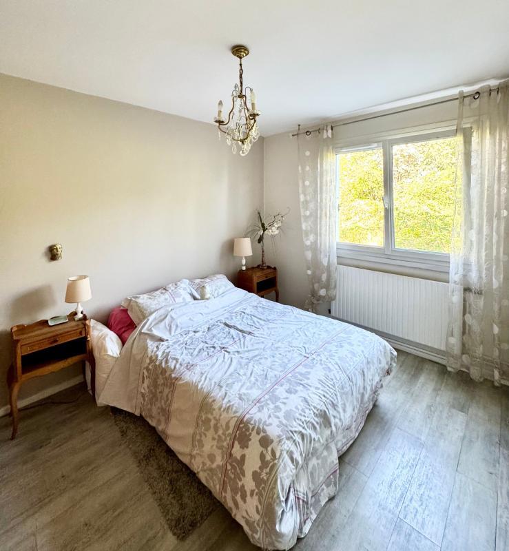 Appartement - 112 m² - 5 pièces