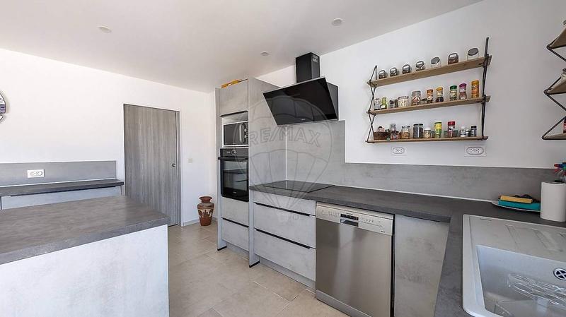 Maison - 128 m² - 5 pièces