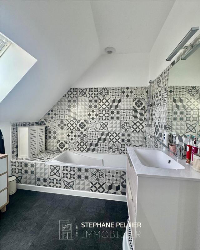 Maison - 135 m² - 5 pièces