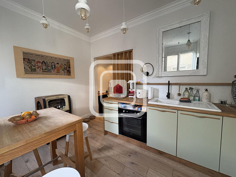 Appartement - 122 m² - 5 pièces