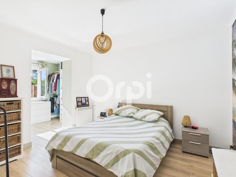 Villa - 137 m² - 6 pièces