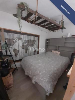 Studio - 30 m² - 1 pièce