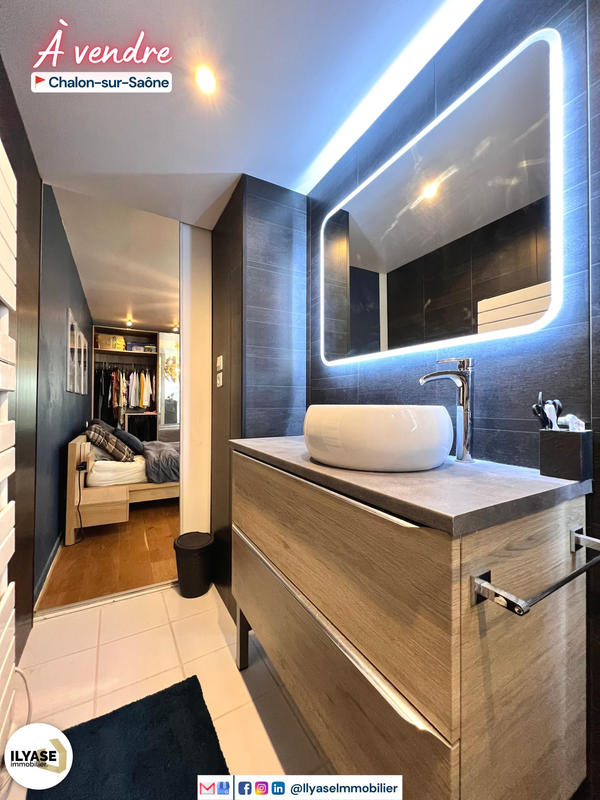 Appartement - 135 m² - 4 pièces