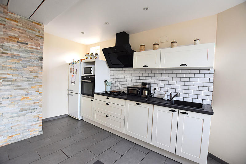 Maison - 97 m² - 4 pièces