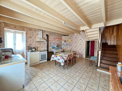 Maison ancienne - 153 m² - 7 pièces