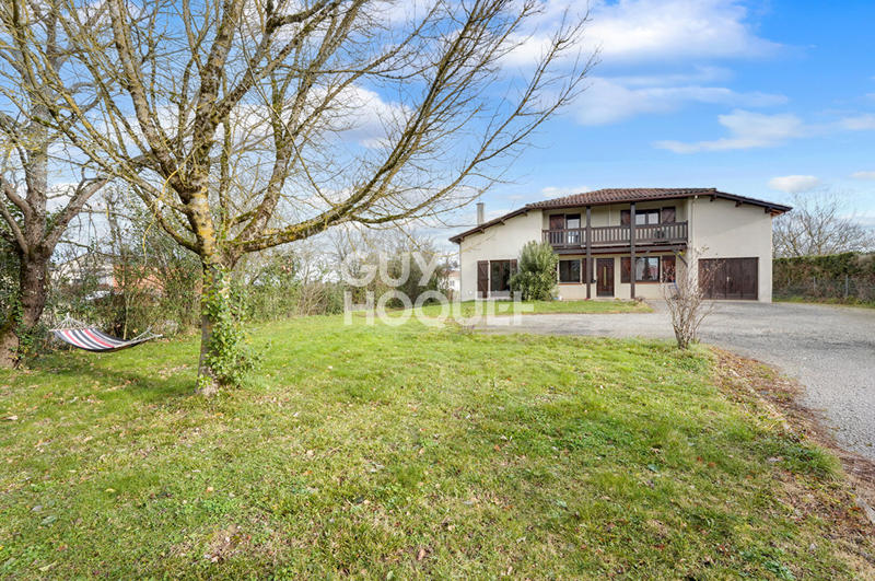 Maison - 122 m² - 6 pièces