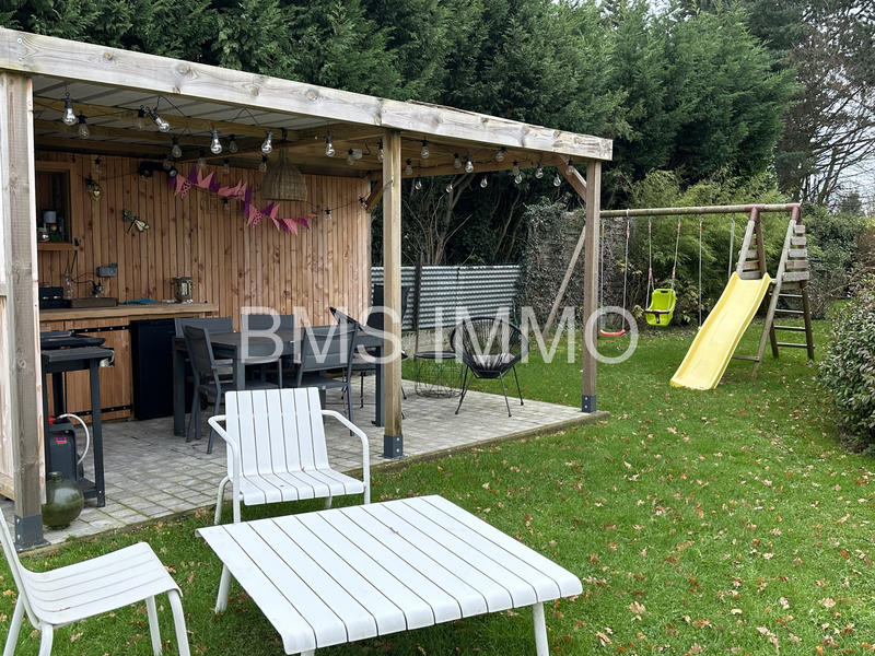 Maison - 205 m² - 6 pièces