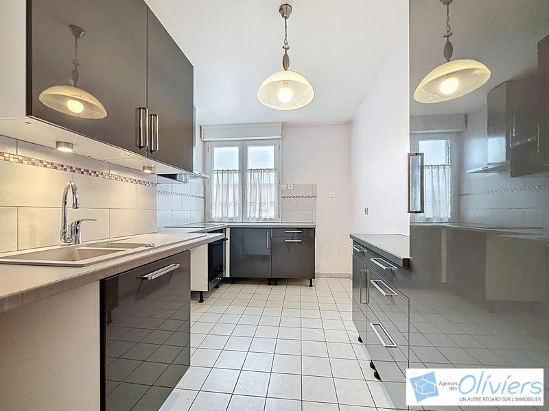 Appartement - 87 m² - 4 pièces