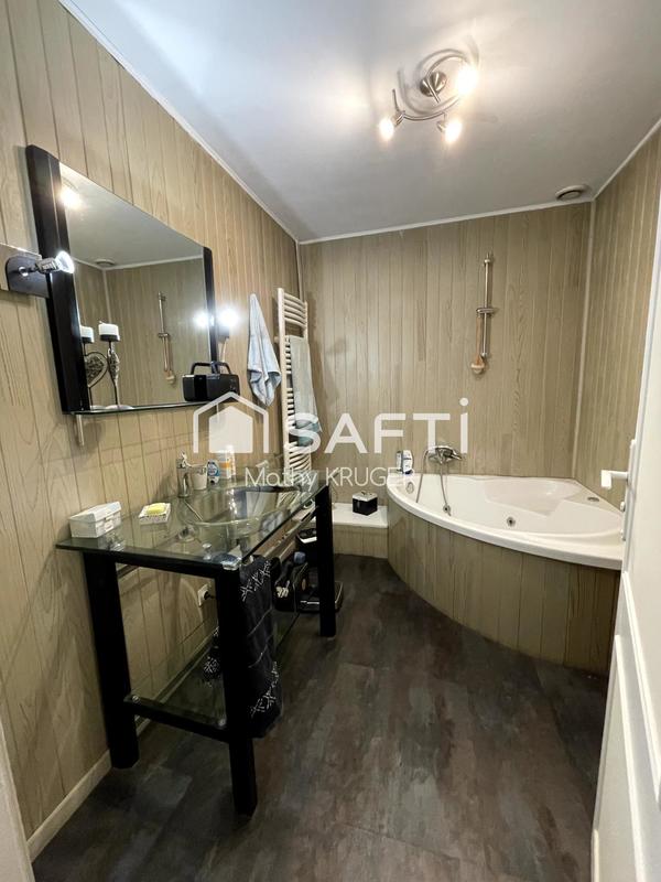 Maison - 173 m² - 5 pièces