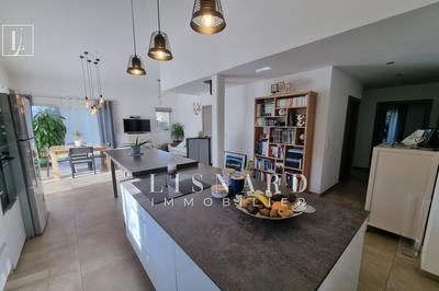 Villa - 120 m² - 6 pièces