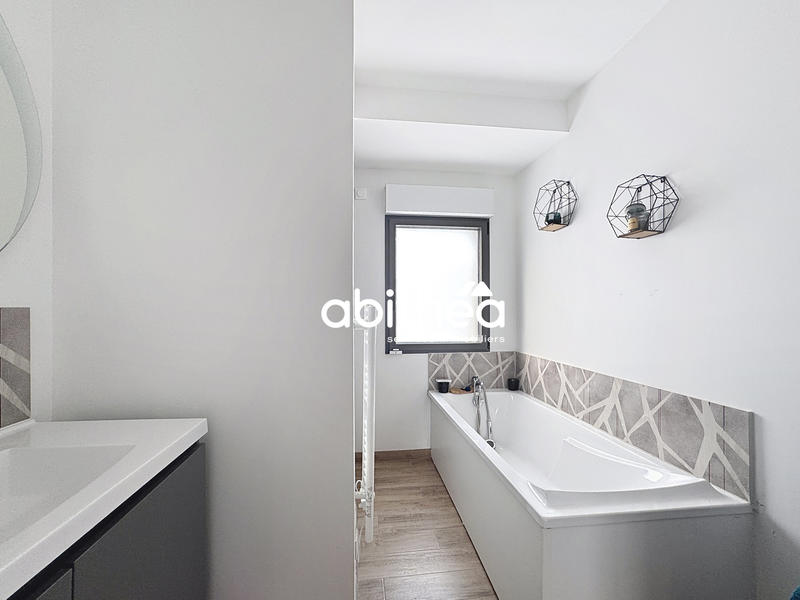 Maison - 134 m² - 5 pièces