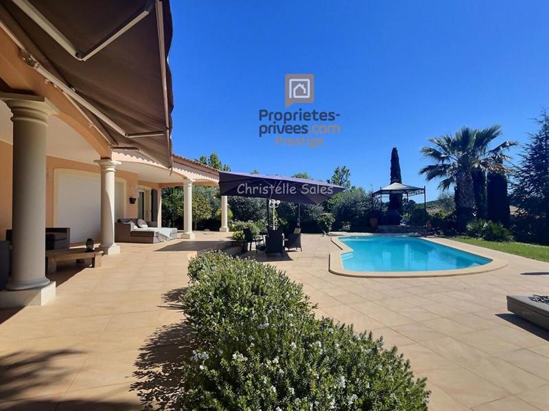 Villa - 185 m² - 7 pièces