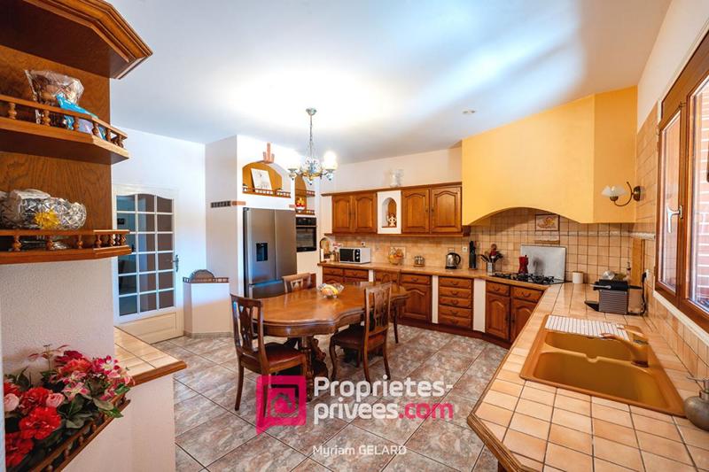 Maison - 296 m² - 8 pièces