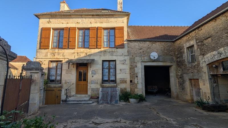 Maison - 70 m² - 5 pièces