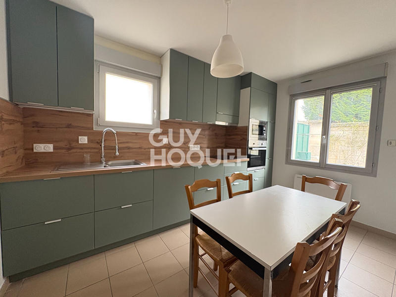 Maison - 176 m² - 8 pièces