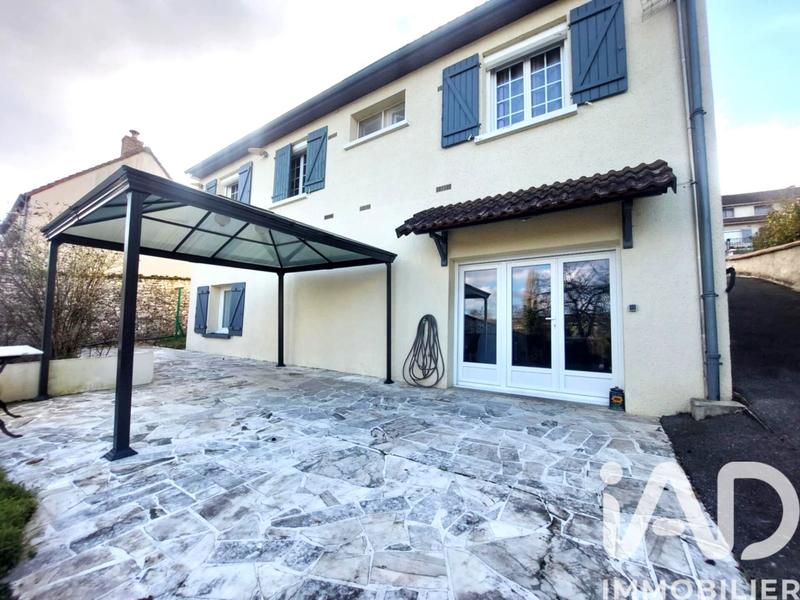 Maison - 145 m² - 6 pièces