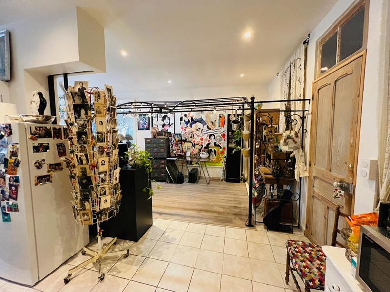 Appartement - 81 m² - 2 pièces