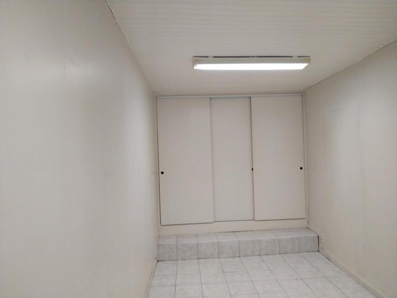 Bureau - 120 m² - 5 pièces