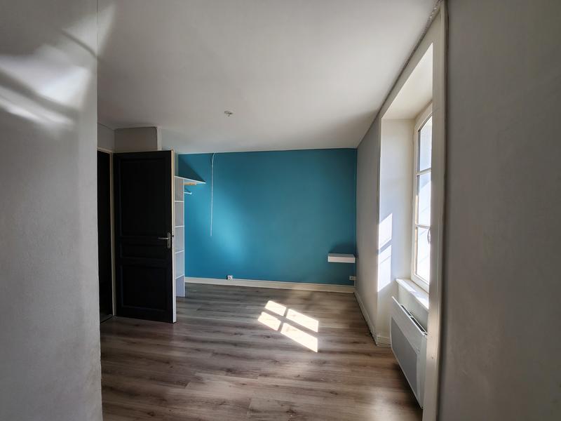 Maison - 163 m² - 9 pièces