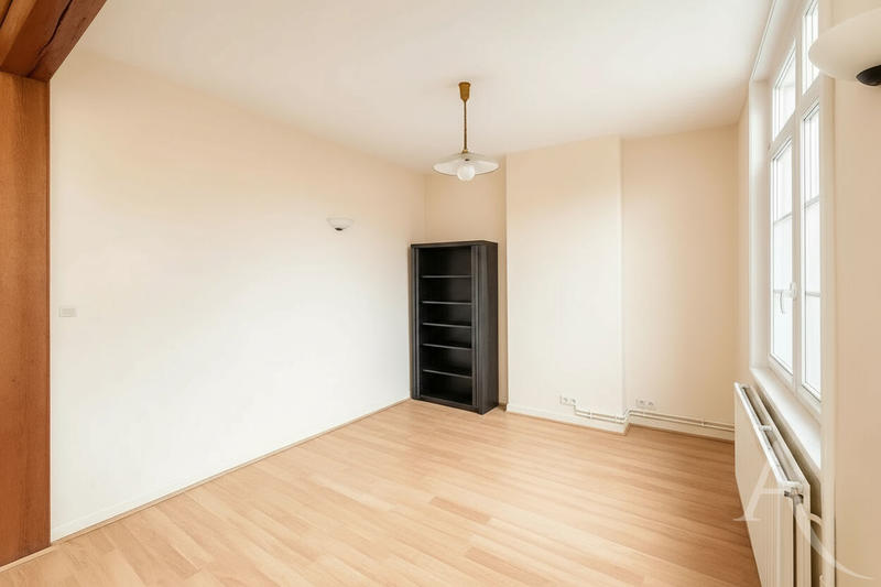 Maison - 85 m² - 5 pièces