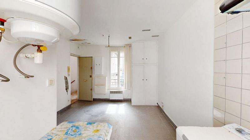 Studio - 15 m² - 1 pièce