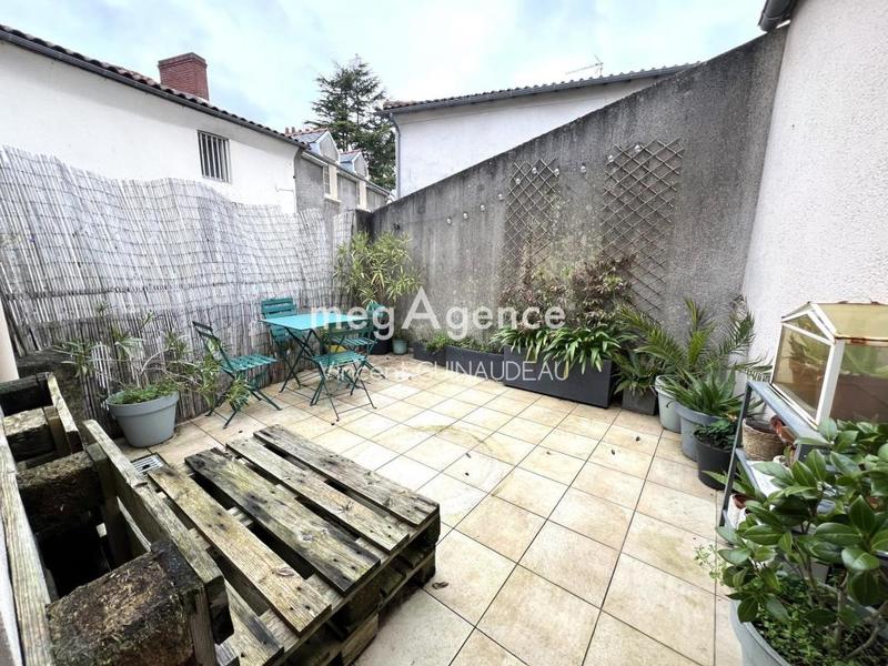 Maison - 80 m² - 4 pièces