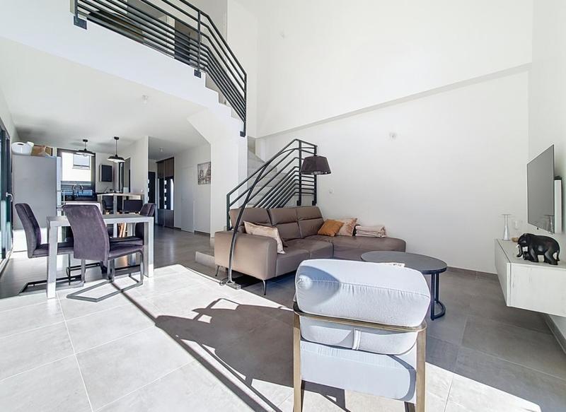 Maison - 89 m² - 4 pièces