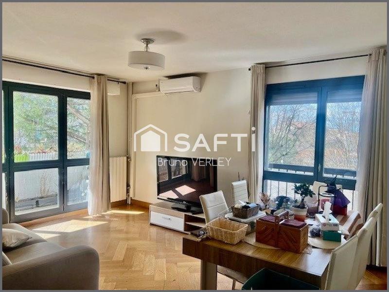 Appartement - 82 m² - 4 pièces