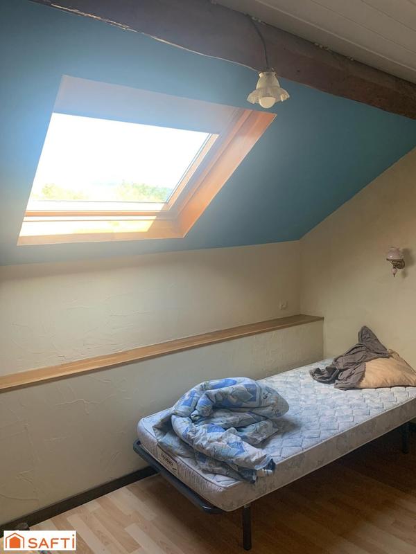 Maison - 135 m² - 9 pièces