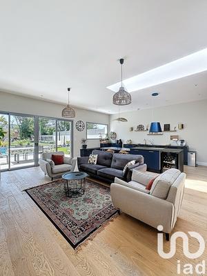 Maison de ville - 147 m² - 6 pièces