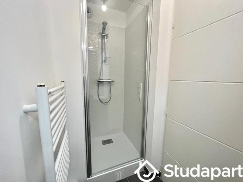 Chambre - 16 m² - 1 pièce