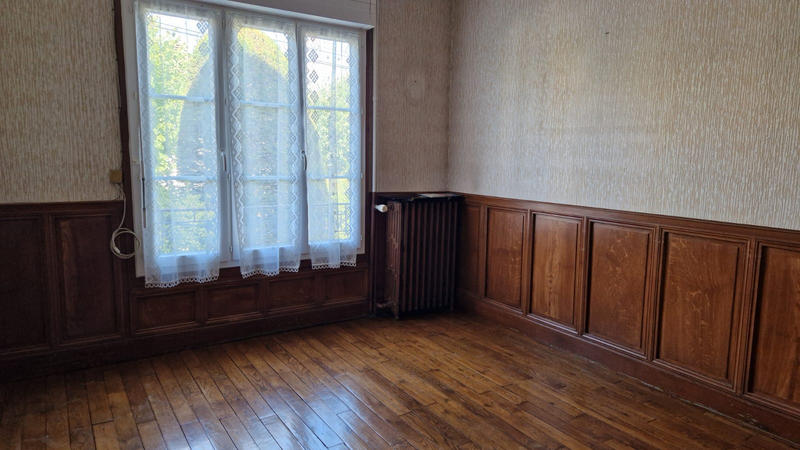 Maison - 93 m² - 5 pièces