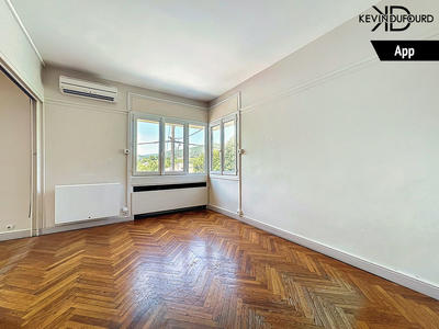 Immeuble - 390 m² - 10 pièces